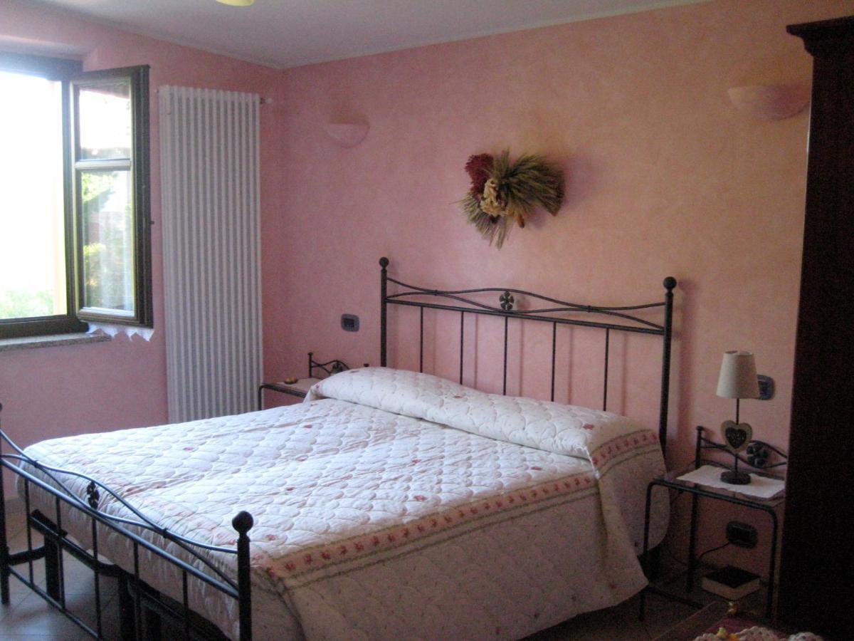 B&B Castelvecchio Ferrere Habitación foto